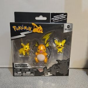 Pokemon Evolution Multi-Pack with Yellow and Orange Figures